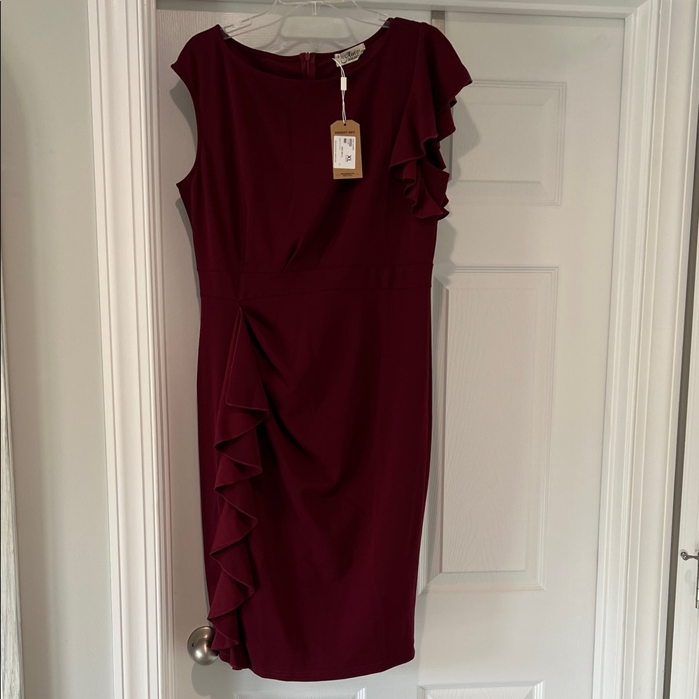 Chic Burgundy Ruffle Midi Dress